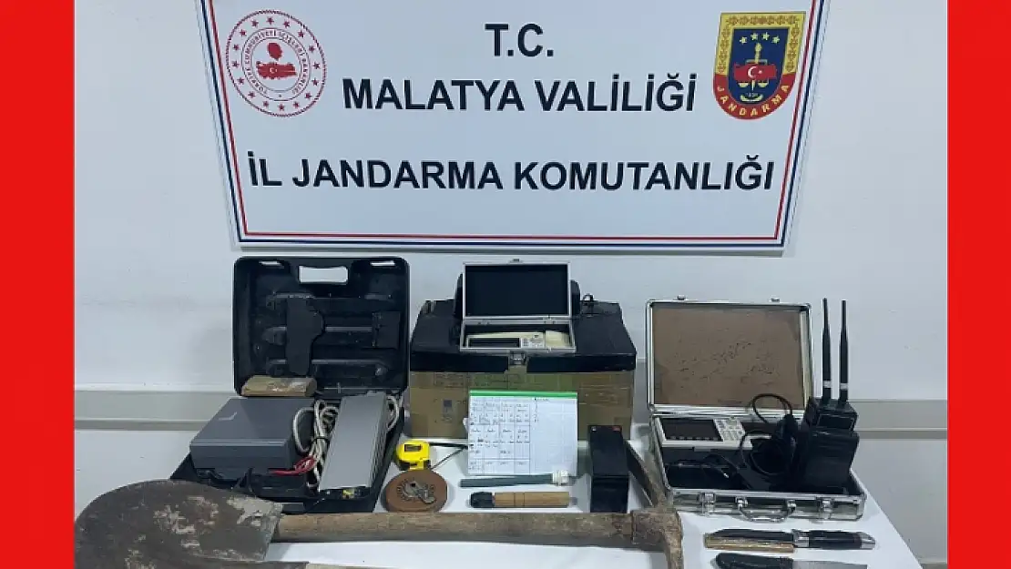 Yazıhan'da Kaçak Kazı Yapanlar Yakalandı