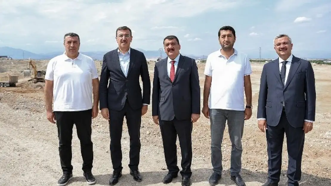 Yeni Buğday Pazarı ve Şire Pazarı'nda inceleme