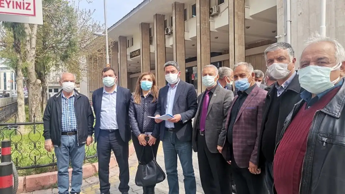 Yeşilyurt Belediye Başkanı Derhal Görevden El Çektirilmelidir.