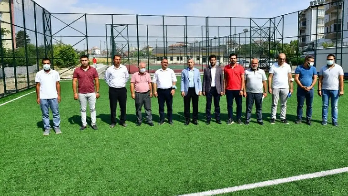 Yeşilyurt Belediyesi, İnönü Mahallesine Çok Amaçlı Spor Tesisi Kazandırıyor