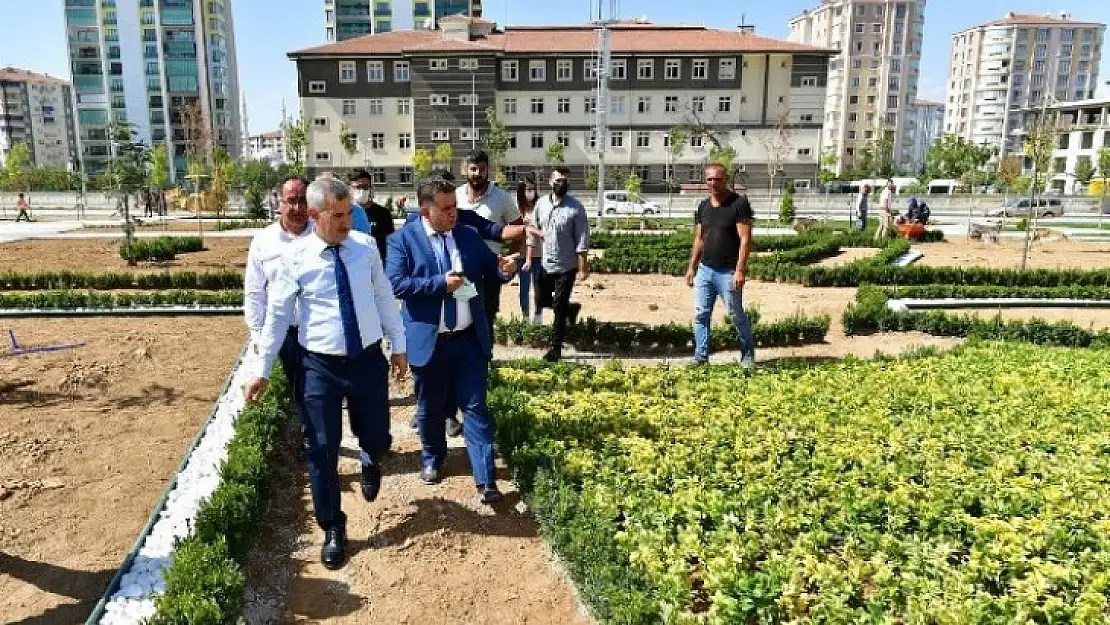Yeşilyurt Belediyesi Kent Estetiğine Değer Katıyor