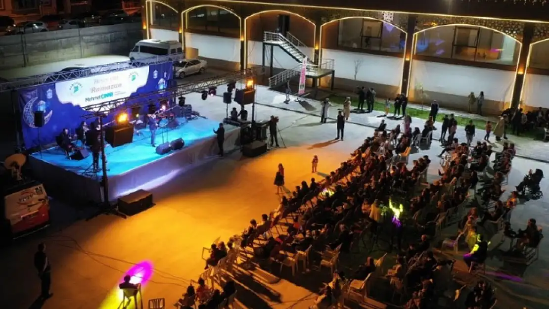Yeşilyurt Belediyesi Ramazan Ayı Etkinliklerinde 'Umut Mürare' Rüzgârı Esti