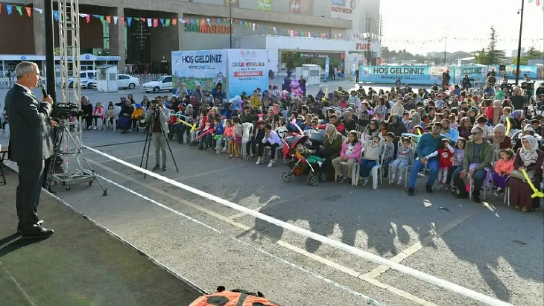 Yeşilyurt Çocuk Kitapları' Festivalinde Renkli Anlar