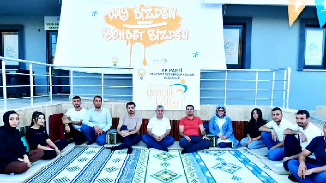 Yeşilyurt'ta 'Çay Bizden, Sohbet Sizden' Programı