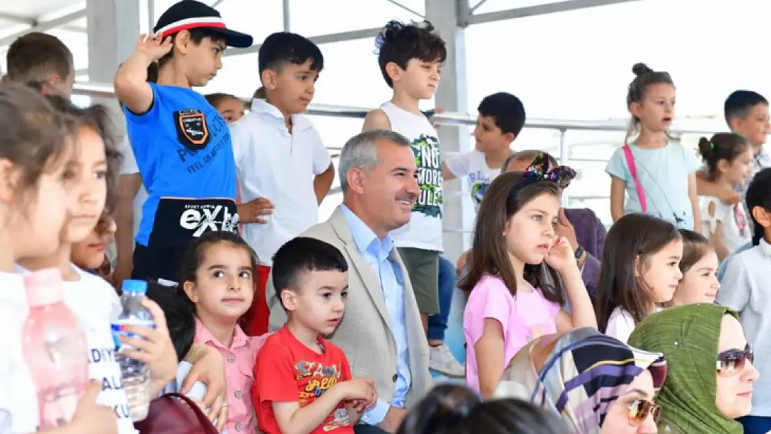 Yeşilyurt'ta Çocuk Trafik Eğitim Parkı 'Minikler Yarışıyor' Programı