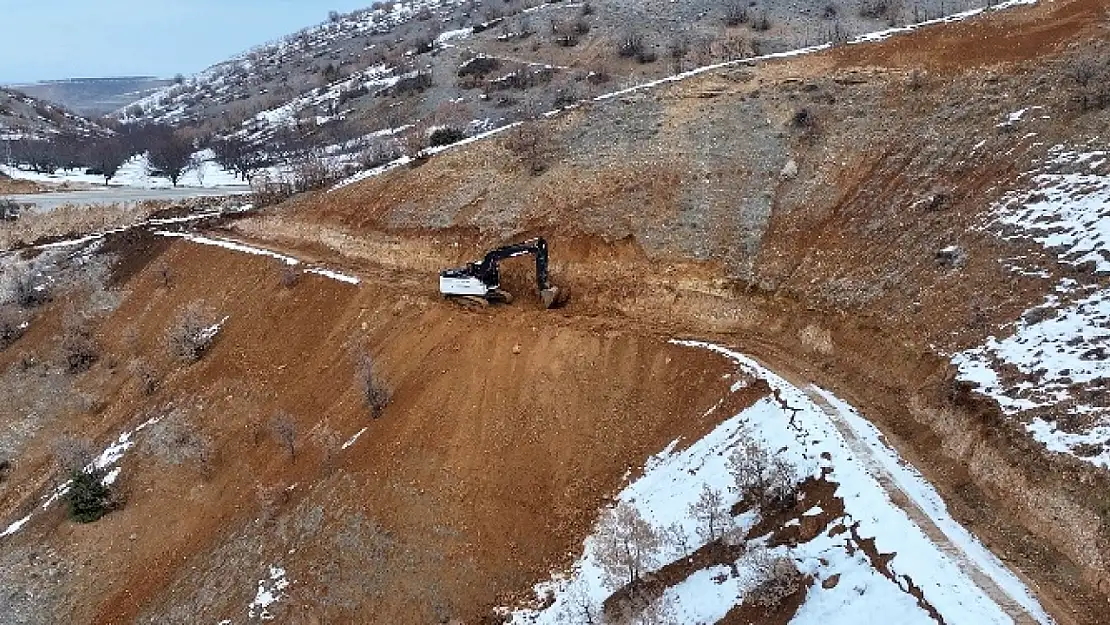 Yeşilyurt'ta Kırsal Bölgelerin Ulaşım Standardı Yükseliyor