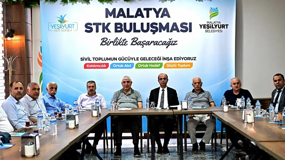 Yeşilyurt'un Bugünü ve Yarınları STK'larla İstişare Edildi
