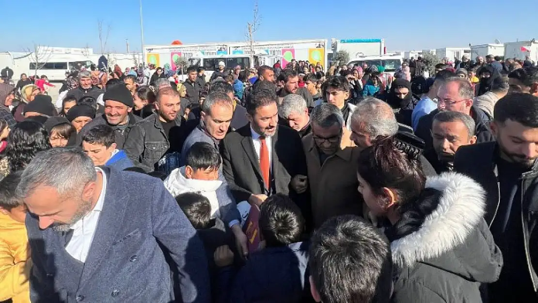 Yıldırım' Konteyner Kentlerde Kalanların Sorunu Çok, Ama Söz Verenler Ortada Yok'