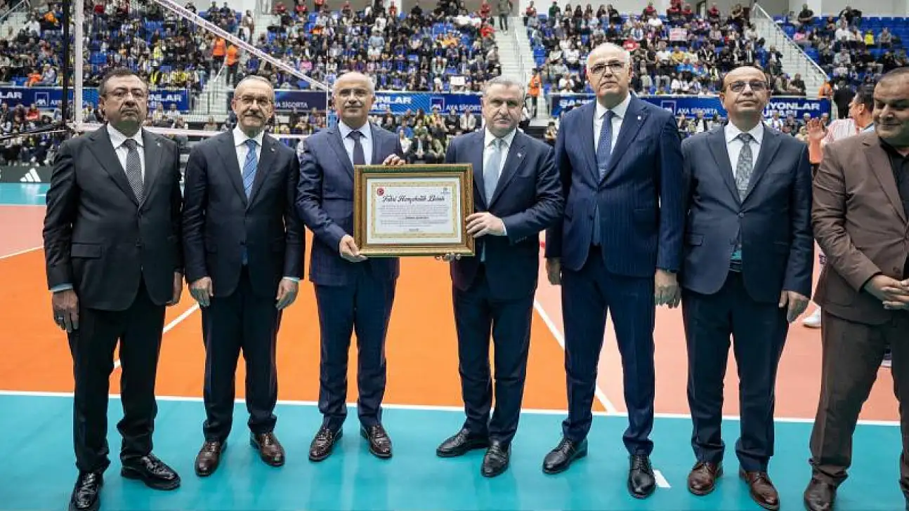 Bakan Bak'a Fahri Hemşerilik Beratı