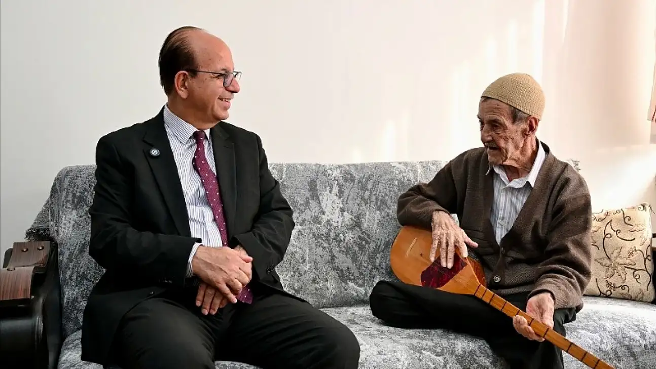 Başkan Geçit'ten Halk Ozanı Abuzer Aşkınses'e Vefa Ziyareti!