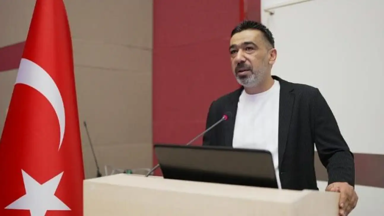 Eğitim Araştırma'da Görev Süresi Sona Eren İdarecilere Teşekkür