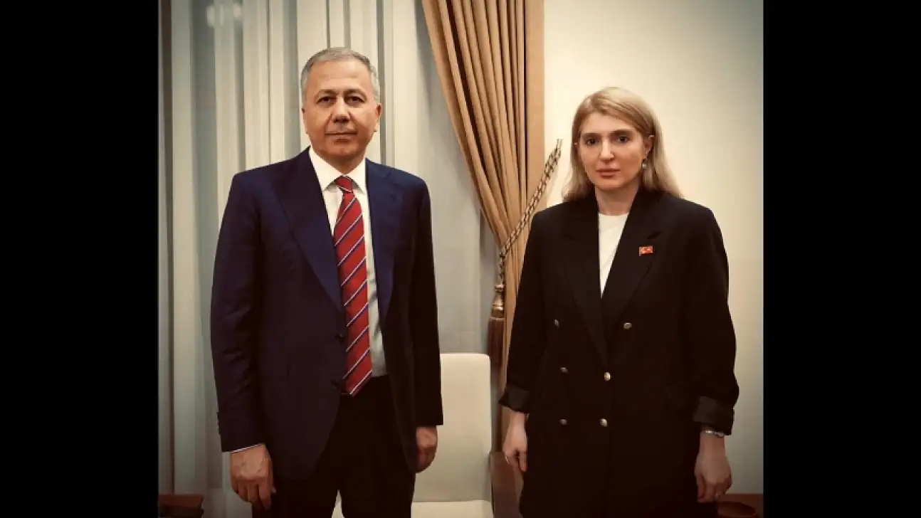 Milletvekili Ölmeztoprak Bakan Yerlikaya İle Bir Araya Geldi