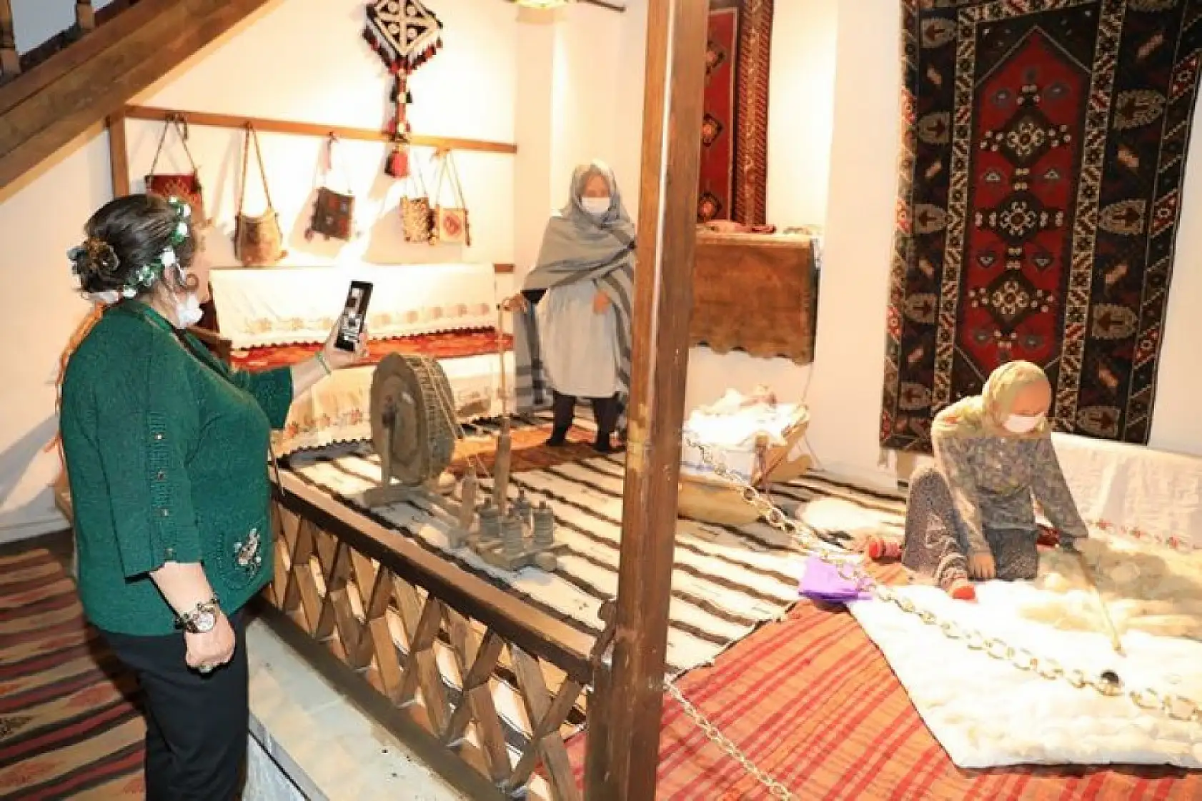 Kayısı Çiçeği Şenliği Konukları Battalgazi'ye Hayran Kaldı