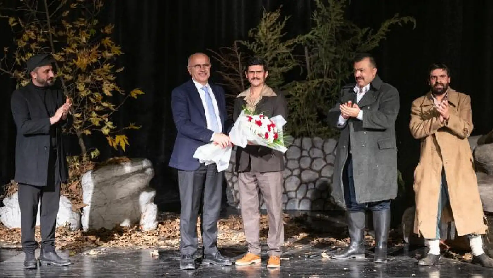 Tek Perdelik Dram Oyunu' PUSUDA' ya Başkan Er'den Tebrik