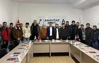 Anahtar Parti Battalgazi İlçe Gençlik Kollarında Yeni Dönem