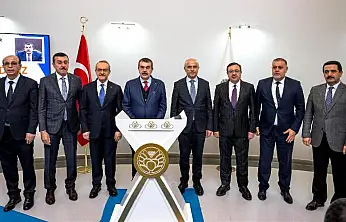 Bakan Tekin'den Başkan Sami Er'e Ziyaret