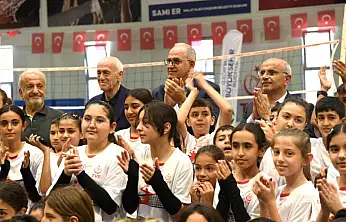 Büyükşehir'den Voleybol Lisesi'ne 35 Dönüm Arazi Tahsisi Müjdesi