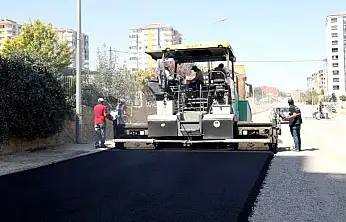 Rezerv Alanlarda İnşaatlar Bitiyor, Battalgazi Belediyesi Yolları Yeniliyor