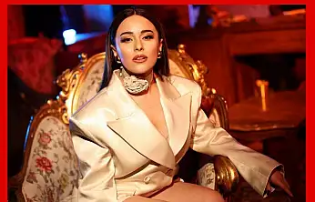 Ünlü Şarkıcı Hilal Altın'dan Yeni Şarkı