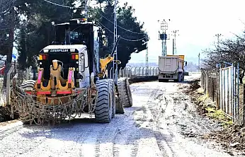 Yeşilyurt Belediyesi, Görgü Mahallesi'nde Yol Çalışmalarını Hızlandırdı