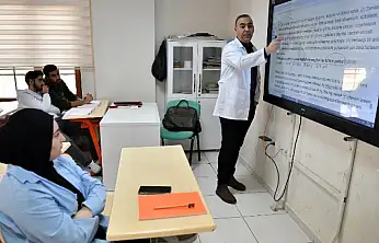 Yeşilyurt'ta Öğrencilere Ara Tatilde Ücretsiz LGS ve DYK Hazırlık Kursları!