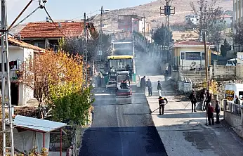 Yeşilyurt'ta Trafik Akışı Rahatlıyor, Yaya Geçişleri Güvenli Hale Geliyor