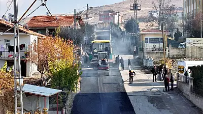 Yeşilyurt'ta Trafik Akışı Rahatlıyor, Yaya Geçişleri Güvenli Hale Geliyor