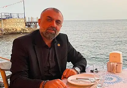 Akın: Her Ortamda Martaval Atan Plaket Çocukları Net Olun!