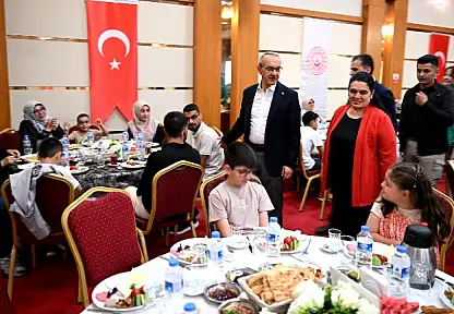 Vali Yavuz: Biz 86 Milyonluk Büyük Bir Aileyiz