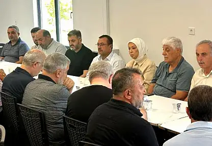 Yeşilyurt İlçe Başkanı Yaylacı'ya Öznur Çalık'tan Taziye Ziyareti