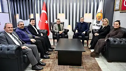 AK Parti Mv. İhsan Koca'dan Yeşilyurt İlçe Teşkilatına Ziyaret