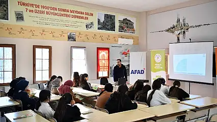 Yeşilyurt Belediyesi Afetlere Hazırlık Eğitimlerini Sürdürüyor