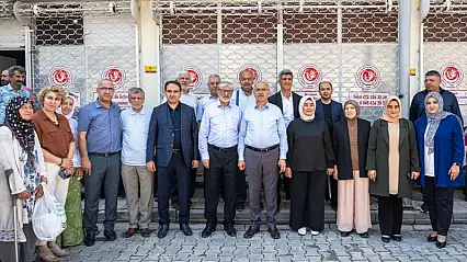 Yetimler Kervanı'ndan Geleneksel Aşure İkramı