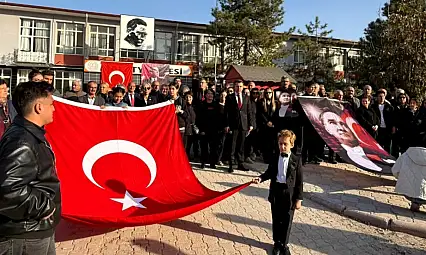 CHP Battalgazi İlçe Teşkilatından Anlamlı 10 Kasım Etkinliği