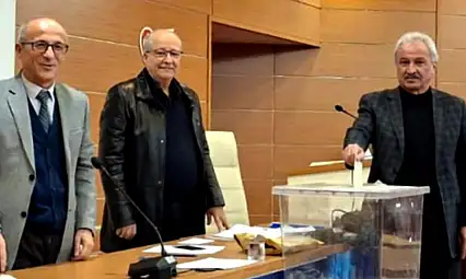 Mahrukatçılar Esnaf Odası'nda Başkan Özbek Güven Tazeledi