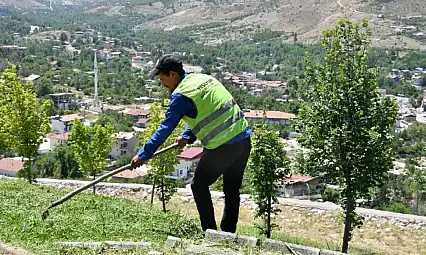 Yeşilyurt Belediyesinden Parklara Yaz Dokunuşu