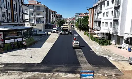 Yeşilyurt'ta Yollar Baştan Aşağı Yenileniyor! İlçede Büyük Dönüşüm