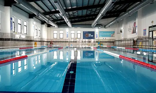 Göztepe Hatice Akbaş Yüzme Havuzu'nda Yeni Dönem Eğitimleri