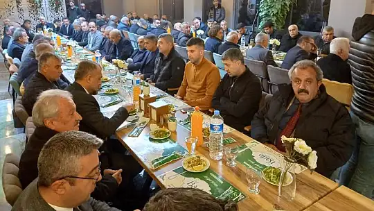 Yeşilyurt Şoförler ve Minibüsçüler Esnaf Odasından Başkan Gürkan'a Destek Toplantısı