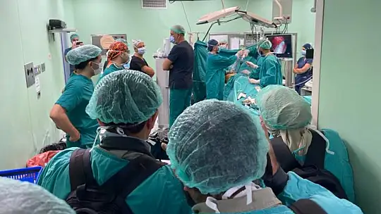 İnönü Üniversitesi TÖTM Göğüs Cerrahisi Kliniğinden Bir ilk Daha