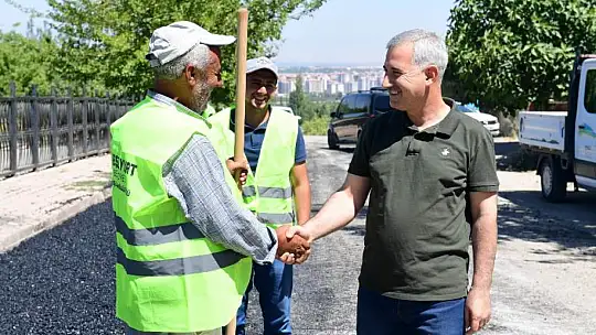 Yeşilyurt Belediyesi Yolların Kalitesini Yükseltiyor