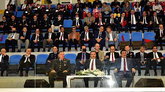 Vali Baruş, Koltuğunu Küçük Vali Baştürk'e Devretti