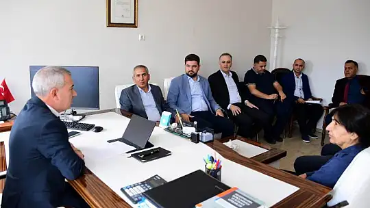 Başkan Çınar Yeşilyurt Belediye Meclisi İmar Komisyonu Üyeleriyle Biraraya Geldi