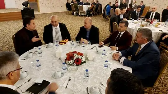 Ali Babacan İstanbul'da Malatyalılarla Buluştu