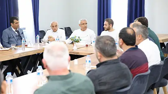 Başkan Güder, Akpınar Esnaflarıyla Buluştu