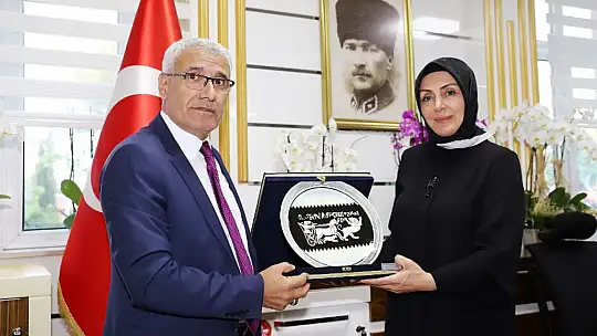 Başkan Güder'den Milli Eğitim Müdürü Özdemir'e Hayırlı Olsun Ziyareti
