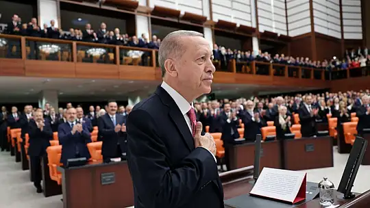Cumhurbaşkanı Erdoğan, TBMM Genel Kurulu'nda Yemin Ederek Göreve Başladı