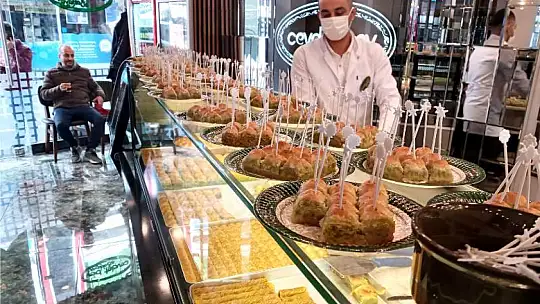 Cevdet Bey Baklava Dörtyol Şubesi Hizmete Açıldı