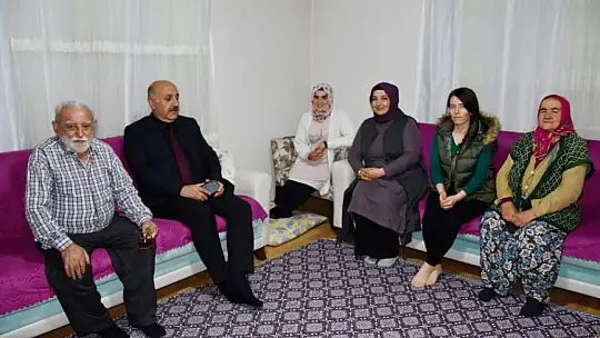 Doğanşehir'de Çat Kapı İftar Ziyareti