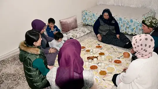 Doğanşehir'de Çat Kapı İftar Ziyareti